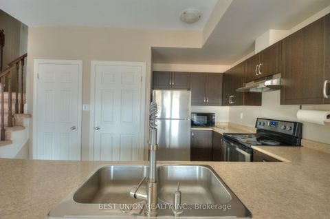 Photo 4 at 22-04 - 2420 Baronwood Drive, WM Westmount, Oakville