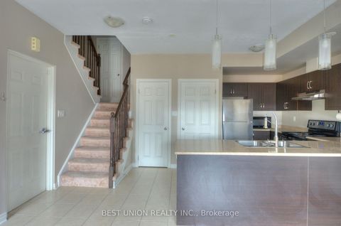 Photo 13 at 22-04 - 2420 Baronwood Drive, WM Westmount, Oakville