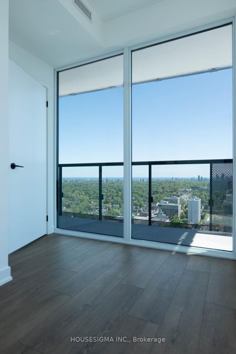 Photo 7 at 127 Broadway Avenue, Mount Pleasant West, Toronto