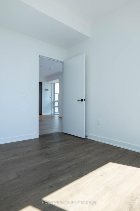 Photo 10 at 127 Broadway Avenue, Mount Pleasant West, Toronto
