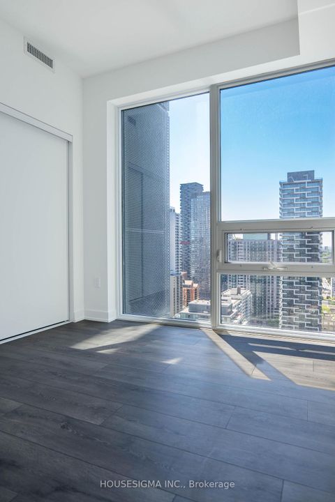 Photo 16 at 127 Broadway Avenue, Mount Pleasant West, Toronto