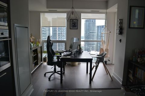 Photo 8 at 3806 - 318 Richmond Street W, Waterfront Communities C1, Toronto