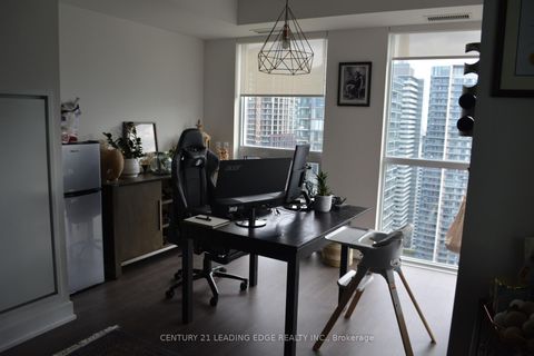 Photo 9 at 3806 - 318 Richmond Street W, Waterfront Communities C1, Toronto