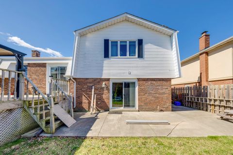 Photo 40 at 317 Ulric Crescent, WO West, Oakville