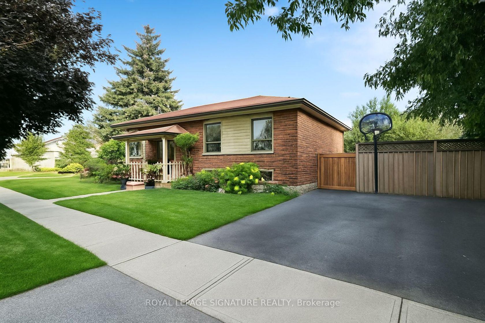 33 Electro Road, Maryvale, Toronto 