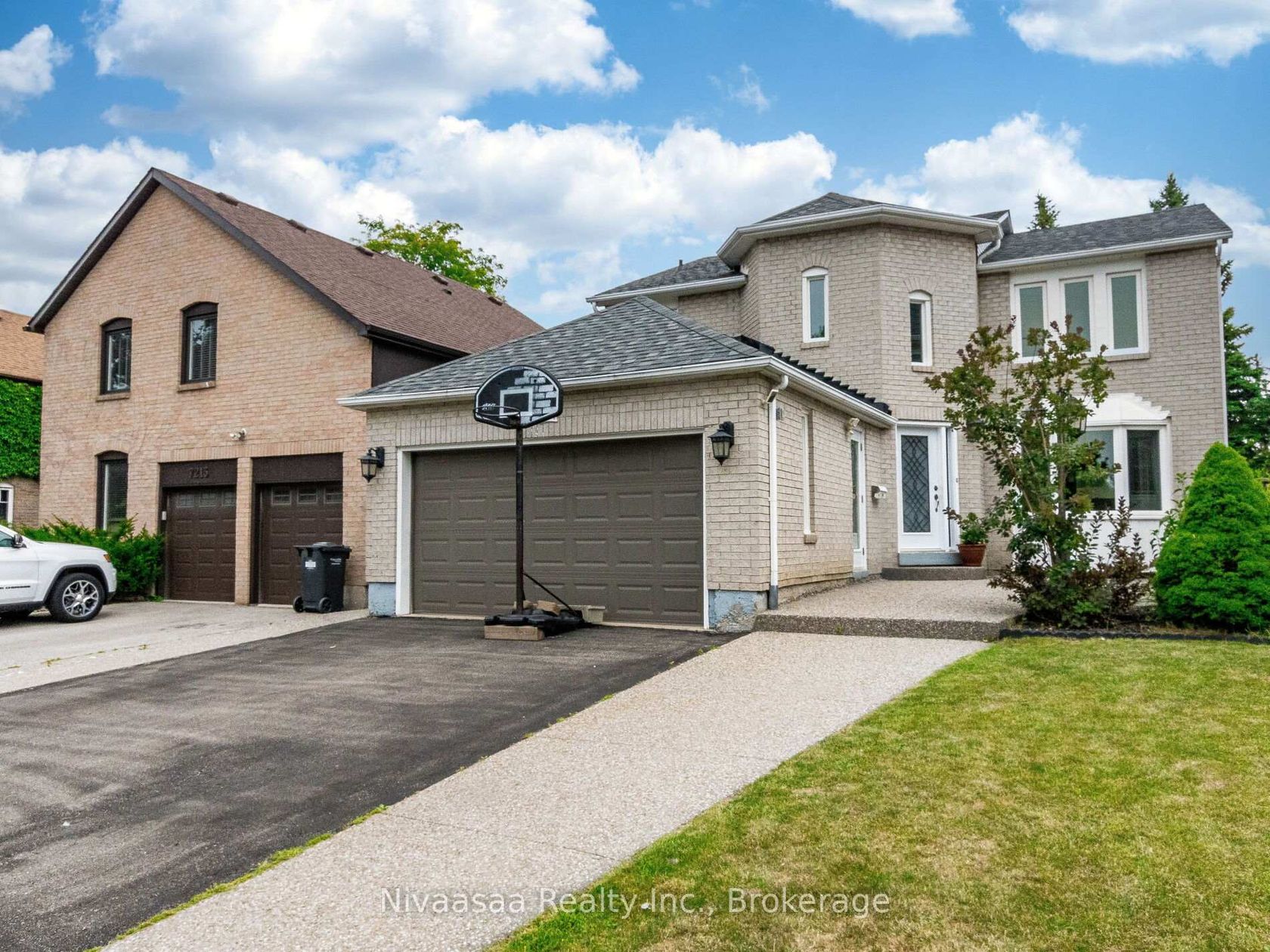 7209 Danton Promenade, Meadowvale, Mississauga 