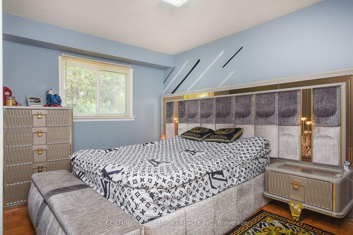 Photo 14 at 34 - 2700 Battleford Road, Meadowvale, Mississauga