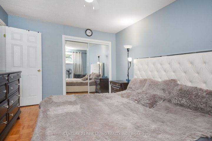 Photo 18 at 34 - 2700 Battleford Road, Meadowvale, Mississauga