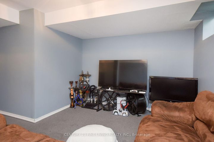 Photo 22 at 34 - 2700 Battleford Road, Meadowvale, Mississauga