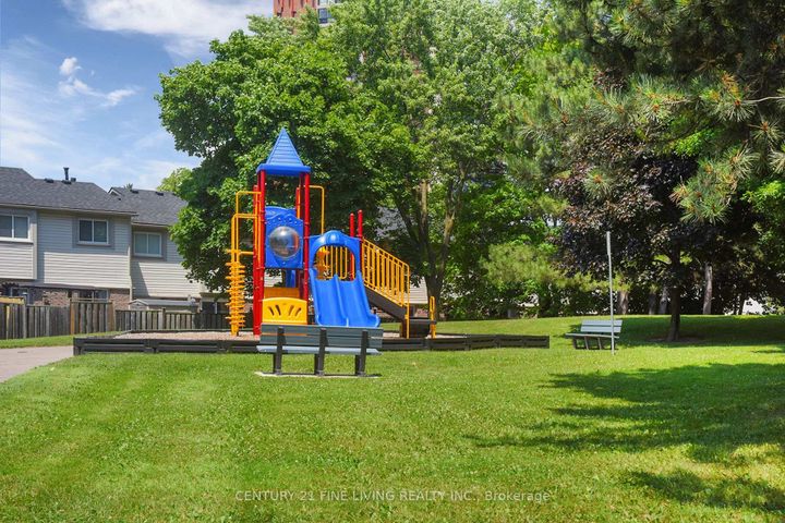 Photo 33 at 34 - 2700 Battleford Road, Meadowvale, Mississauga