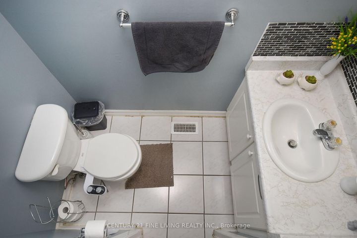 Photo 39 at 34 - 2700 Battleford Road, Meadowvale, Mississauga