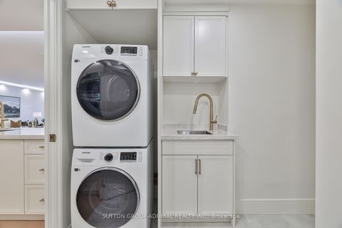 Photo 21 at 402 - 350 Lonsdale Road, Forest Hill South, Toronto