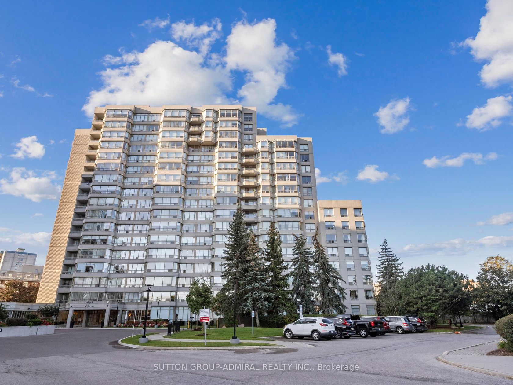 604 - 7 Townsgate Drive, Yorkhill, Vaughan 