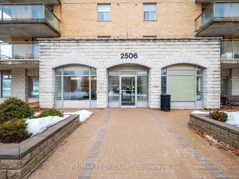 Photo 1 at 414 - 2506 RUTHERFORD Road, Maple, Vaughan