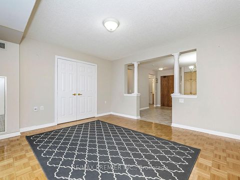 Photo 20 at 414 - 2506 RUTHERFORD Road, Maple, Vaughan