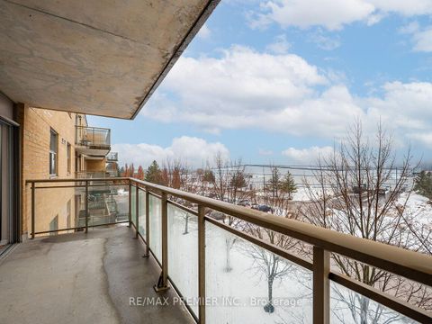Photo 24 at 414 - 2506 RUTHERFORD Road, Maple, Vaughan