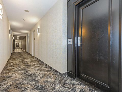 Photo 6 at 810 - 1403 Royal York Road, Humber Heights, Toronto