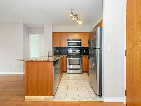 Photo 8 at 810 - 1403 Royal York Road, Humber Heights, Toronto