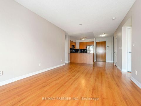 Photo 18 at 810 - 1403 Royal York Road, Humber Heights, Toronto