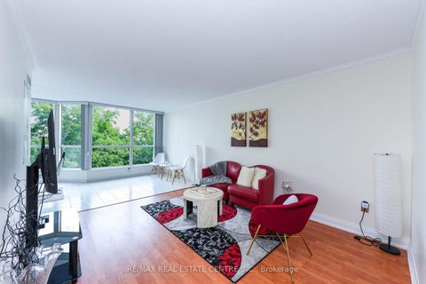 Photo 1 at 503 - 5 Rowntree Road, Jamestown, Toronto