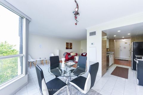 Photo 6 at 503 - 5 Rowntree Road, Jamestown, Toronto