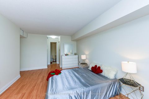 Photo 16 at 503 - 5 Rowntree Road, Jamestown, Toronto