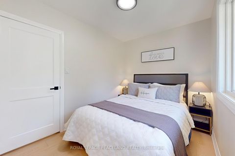 Photo 21 at 1223 Redbank Crescent, CP College Park, Oakville