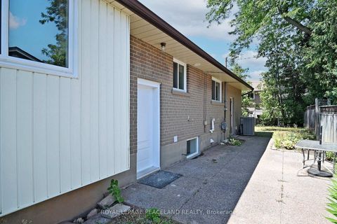 Photo 38 at 1223 Redbank Crescent, CP College Park, Oakville