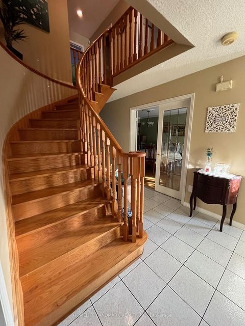 Photo 1 at 19 Eastern Road, West Woodbridge, Vaughan
