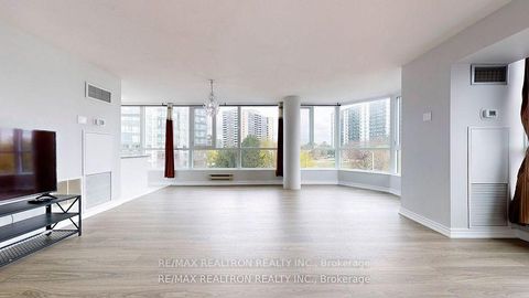 Photo 7 at 402 - 3233 Eglinton Avenue E, Scarborough Village, Toronto
