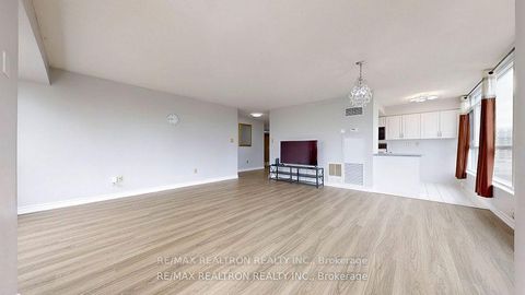 Photo 8 at 402 - 3233 Eglinton Avenue E, Scarborough Village, Toronto