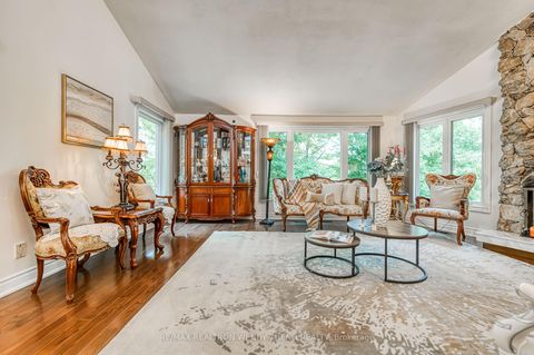 Photo 4 at 267 Burbank Drive, Bayview Village, Toronto