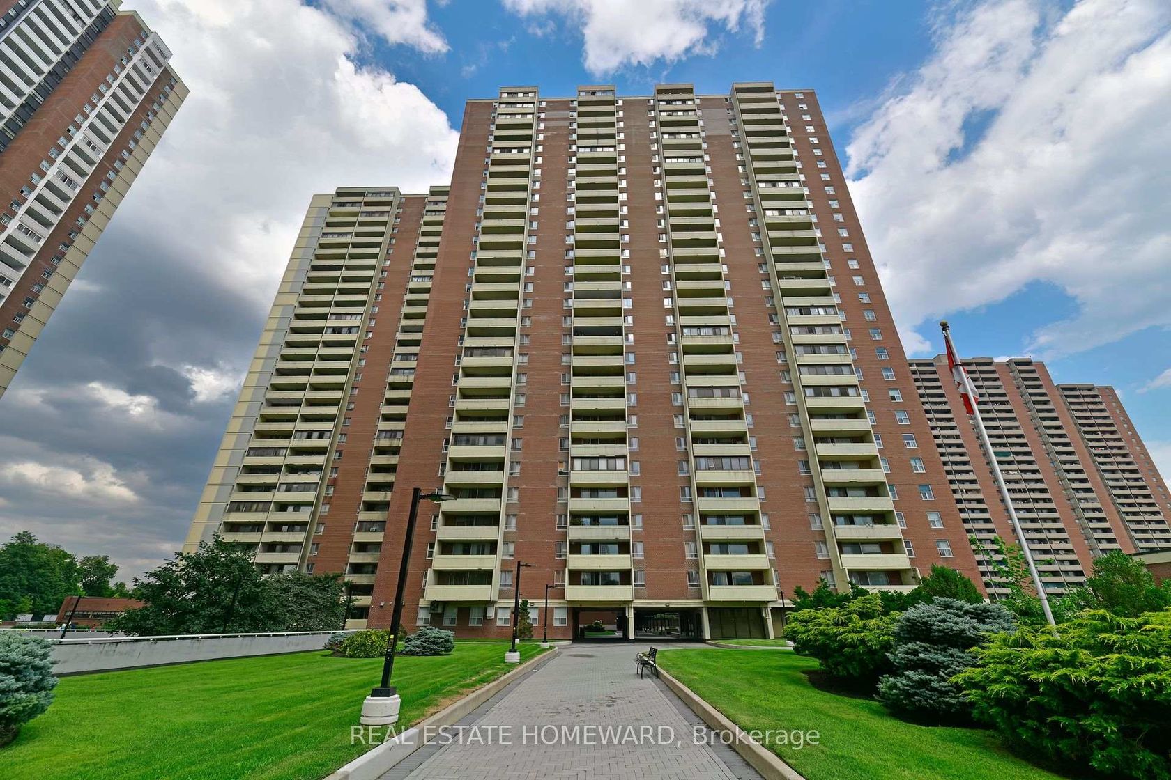 1503 - 5 Massey Square, Crescent Town, Toronto 