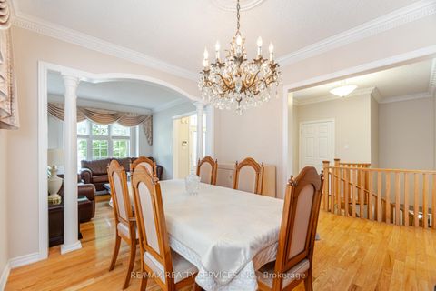 Photo 8 at 2413 Salcome Drive, JC Joshua Creek, Oakville