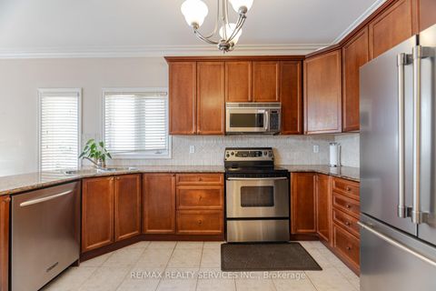Photo 15 at 2413 Salcome Drive, JC Joshua Creek, Oakville
