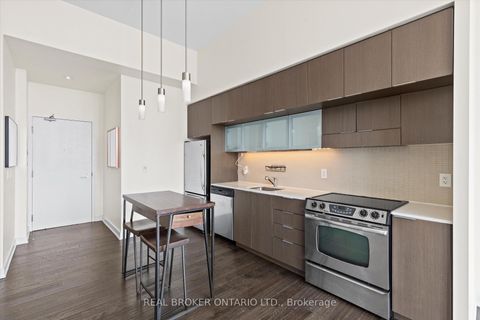 Photo 9 at PH 4403 - 110 Charles Street E, Yonge Corridor, Toronto