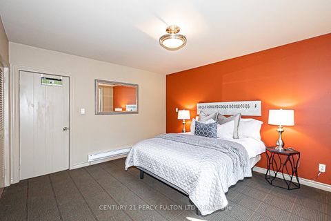 Photo 33 at 4 Page Avenue, Bayview Village, Toronto