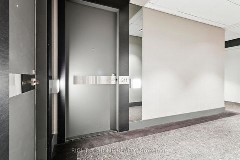 Photo 1 at 311 - 32 Davenport Road, Annex, Toronto