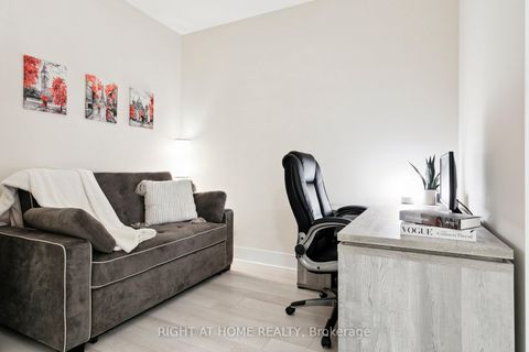 Photo 3 at 311 - 32 Davenport Road, Annex, Toronto Photo 3 at 311 - 32 Davenport Road, Annex, Toronto