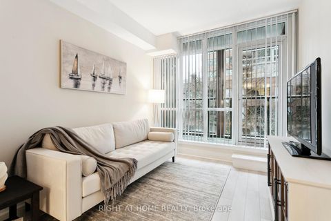 Photo 12 at 311 - 32 Davenport Road, Annex, Toronto