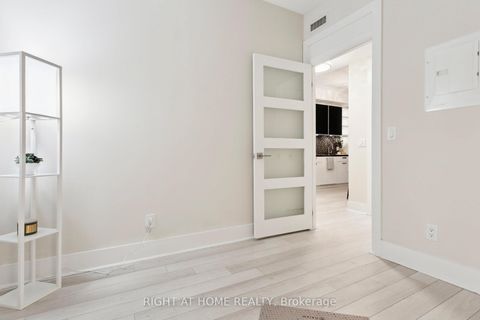 Photo 17 at 311 - 32 Davenport Road, Annex, Toronto