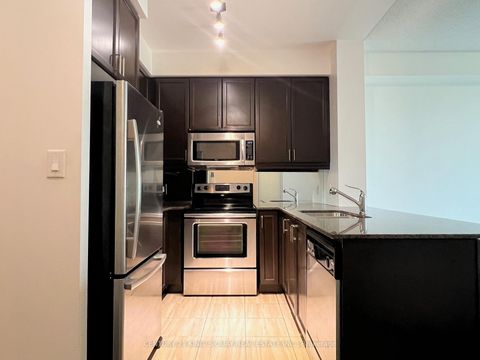 Photo 4 at 521 - 10 Bloorview Place, Don Valley Village, Toronto