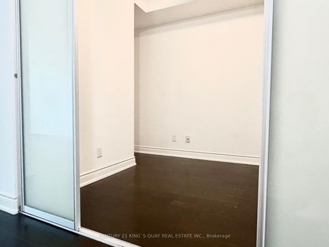 Photo 6 at 521 - 10 Bloorview Place, Don Valley Village, Toronto