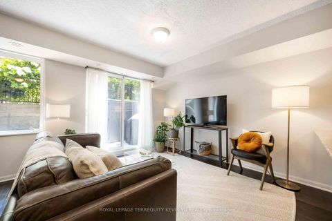 Photo 4 at 163 - 8 Foundry Avenue, Junction, Toronto