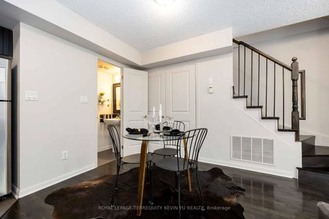 Photo 9 at 163 - 8 Foundry Avenue, Junction, Toronto