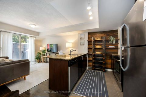 Photo 16 at 163 - 8 Foundry Avenue, Junction, Toronto