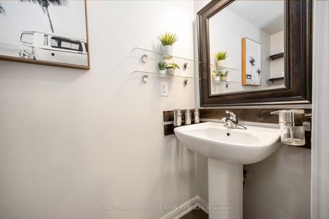 Photo 18 at 163 - 8 Foundry Avenue, Junction, Toronto