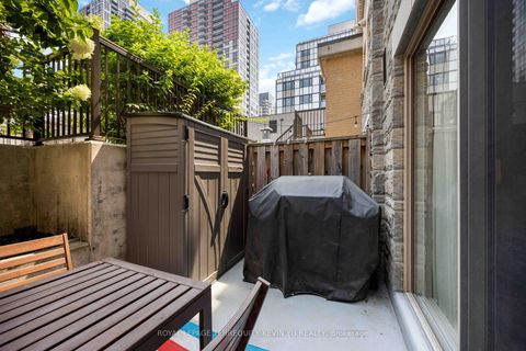 Photo 31 at 163 - 8 Foundry Avenue, Junction, Toronto