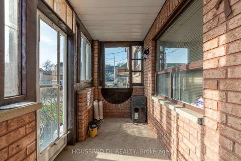 Photo 4 at 75 Ennerdale Road, Fairbank, Toronto