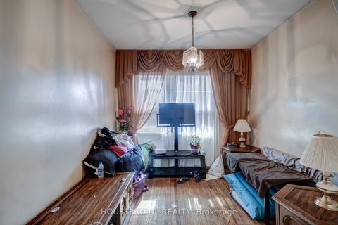 Photo 10 at 75 Ennerdale Road, Fairbank, Toronto